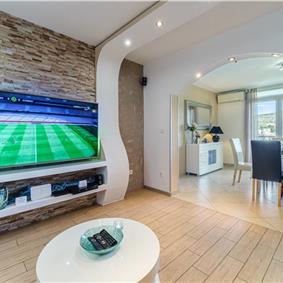 6 bedroom villa with pool in Milna, Brac Island sleeps 11